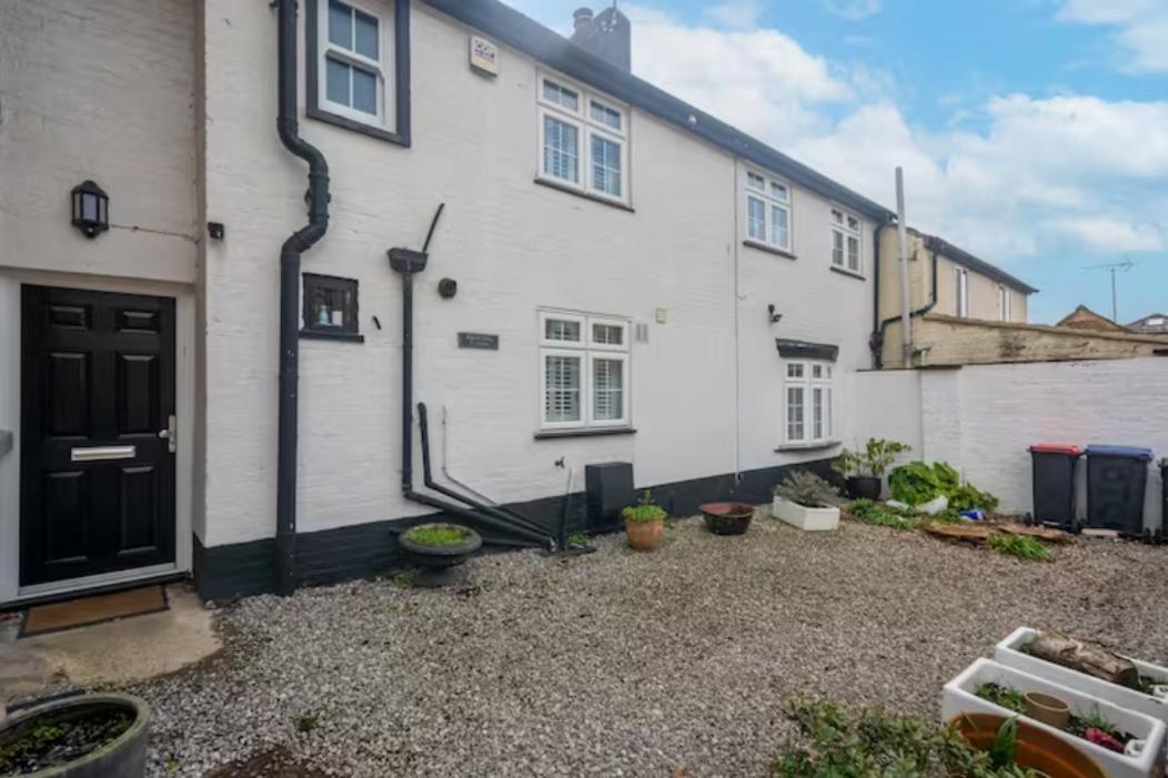 Two Bedroom Private Cottage With Private Parking Just By The Sea Herne Bay Exterior photo